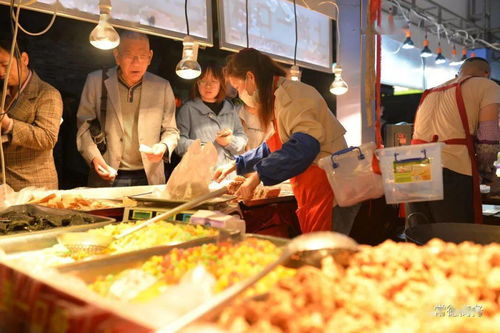 首届湘西北美食文化节火爆全城